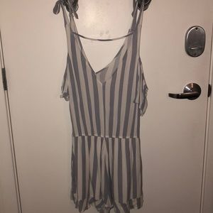 American Eagle Romper